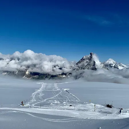 Cervinia In Out - Spacious شقة *